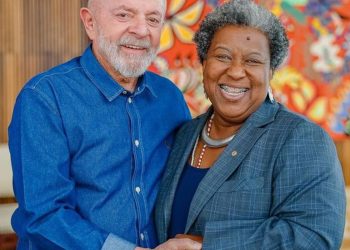 “a-gente-precisa-sair-desse-luto-e-ir-para-a-luta”,-diz-macae-evaristo