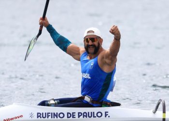 brasil-garante-dobradinha-nos-200-metros-classe-vl2-da-canoagem