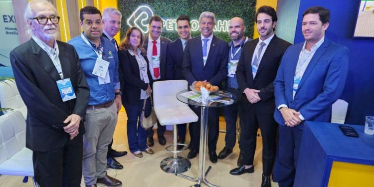 bahia-apresenta-oportunidades-de-investimento-na-mineracao-no-estado,-durante-evento-realizado-em-mg