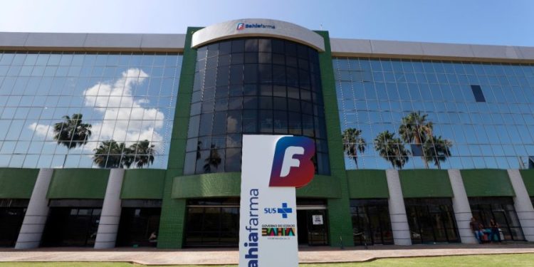 bahiafarma-avanca-na-inovacao-farmaceutica-com-parcerias-e-criacao-de-centro-de-pesquisa