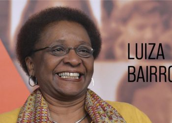 selo-dos-correios-celebra-luiza-bairros,-ex-ministra-e-ativista-negra