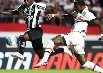 botafogo-e-sao-paulo-comecam-a-disputar-vaga-na-semi-da-libertadores