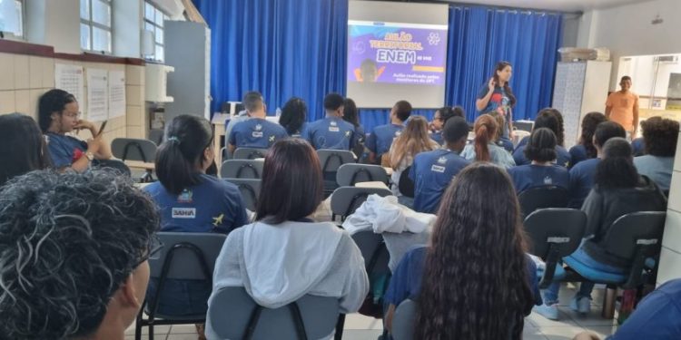 estudantes-de-158-escolas-da-rede-estadual-participam-de-auloes-para-o-enem