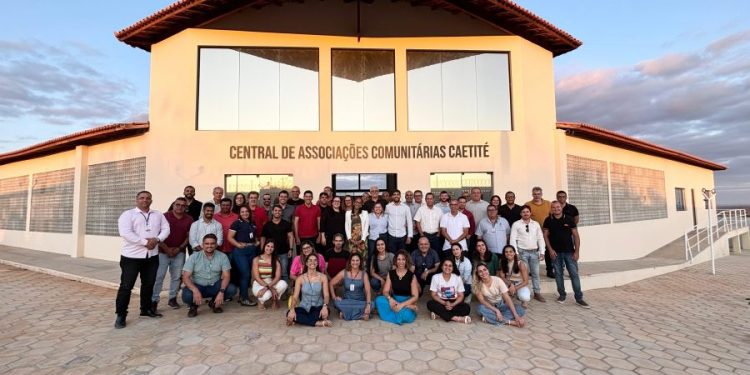 cerb-e-centrais-de-associacoes-comunitarias-de-seabra,-jacobina-e-caetite-se-reunem