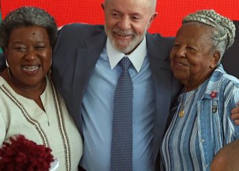 macae-evaristo-toma-posse-como-ministra-dos-direitos-humanos