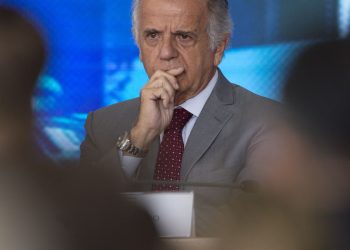 mucio-defende-solucoes-diplomaticas-para-reduzir-escalada-de-conflitos