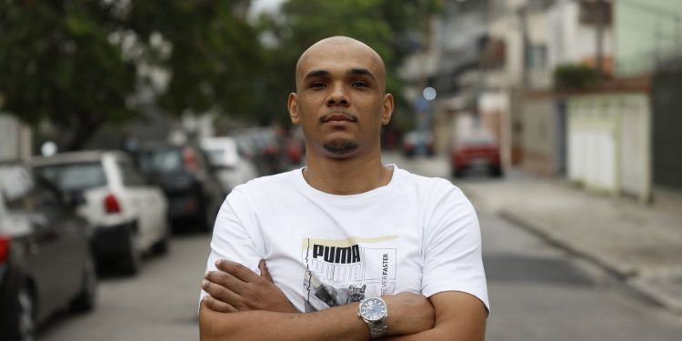 jovens-negros-carregam-traumas-de-reconhecimento-fotografico-injusto