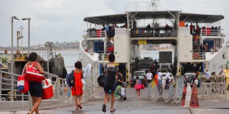 aviso-de-licitacao-para-aquisicao-de-dois-novos-ferries-sera-publicado-neste-sabado-(26)-no-diario-oficial-do-estado