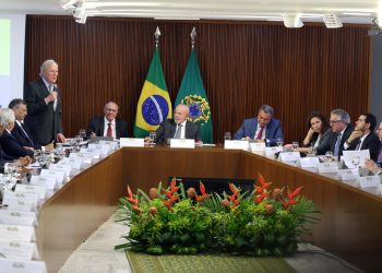 governo-federal-apresenta-pec-da-seguranca-publica-aos-estados