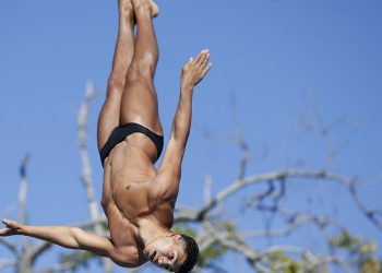ponte-jk-recebera-1o-evento-internacional-de-high-diving-no-brasil
