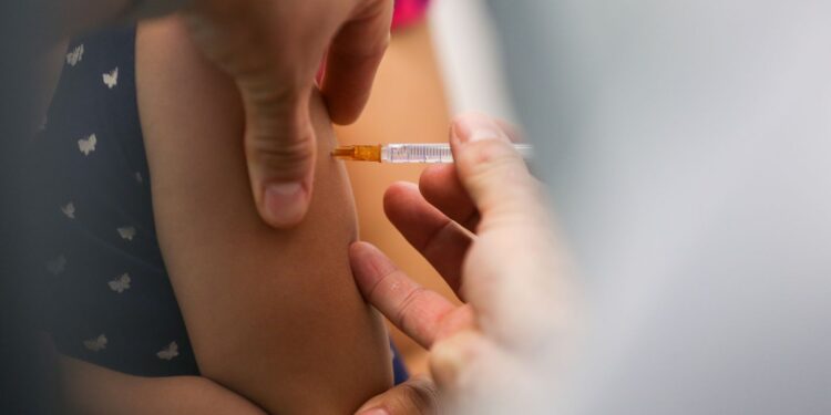 multivacinacao-nao-oferece-risco-e-aumenta-imunidade-coletiva