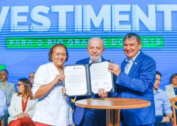 lula-elogia-ministros-e-descarta-mudancas-na-equipe