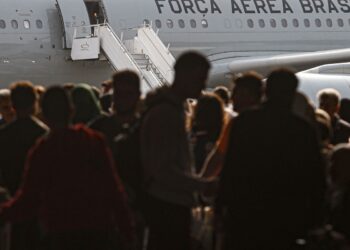 terceiro-voo-da-fab-traz-mais-217-pessoas-do-libano