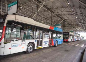 onibus-eletricos:-prefeitura-em-parceria-com-o-governo-do-estado-amplia-linhas-em-lauro-de-freitas