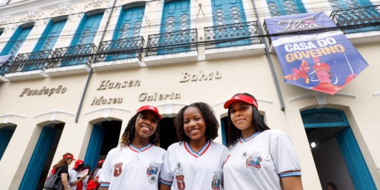 tecnologia-marca-o-segundo-dia-de-programacao-da-casa-do-governo-na-flica-2024