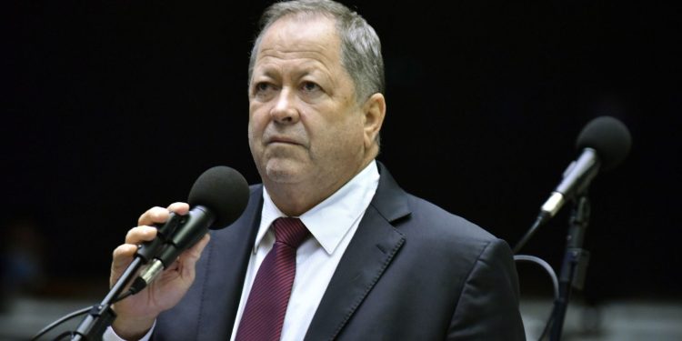 em-depoimento-ao-stf,-chiquinho-brazao-nega-conhecer-ronnie-lessa