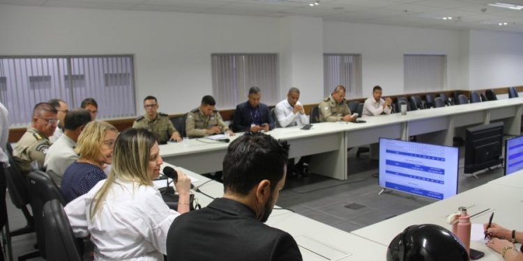 ssp-define-estrategias-para-reforcar-seguranca-em-feira-de-santana