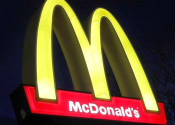 eua:-surto-de-e.-coli-pode-estar-relacionado-a-sanduiche-do-mcdonalds