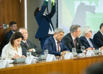 governador-defende-“agenda-ampla-de-seguranca-publica”-e-soma-de-esforcos-com-o-governo-federal