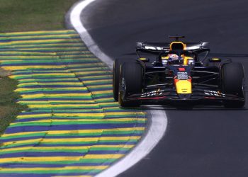 chuva-forte-em-sp-faz-f1-adiar-sessao-classificatoria-para-domingo