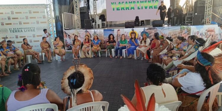 mulheres-indigenas-sao-beneficiadas-com-acoes-da-spm-no-6o-atl-ba-e-terao-seis-salas-elas-a-frente