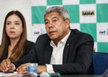 jeronimo-rodrigues-dialoga-com-futuros-gestores-de-agroindustrias-familiares-baianas-durante-curso-de-capacitacao-da-sdr