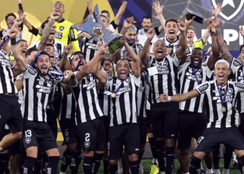 botafogo-derrota-o-sao-paulo-e-conquista-brasileirao-de-2024