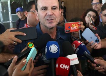 prefeito-e-vereadores-sao-diplomados-no-rio-de-janeiro