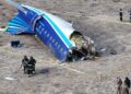 aviao-comercial-da-embraer-cai-com-67-passageiros-no-cazaquistao