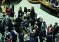 camara-responde-a-dino-e-diz-que-lideres-cumpriram-lei-sobre-emendas