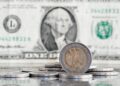 dolar-tem-leve-queda-e-fecha-primeira-sessao-do-ano-a-r$-6,16