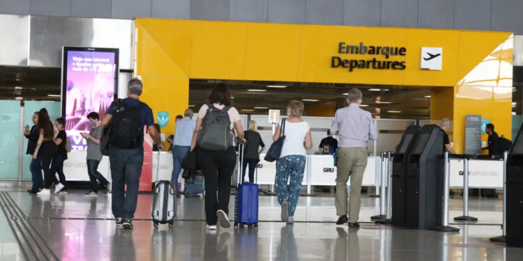 voa-brasil:-mais-de-23-mil-bilhetes-foram-vendidos-para-aposentados-do-inss-em-cinco-meses