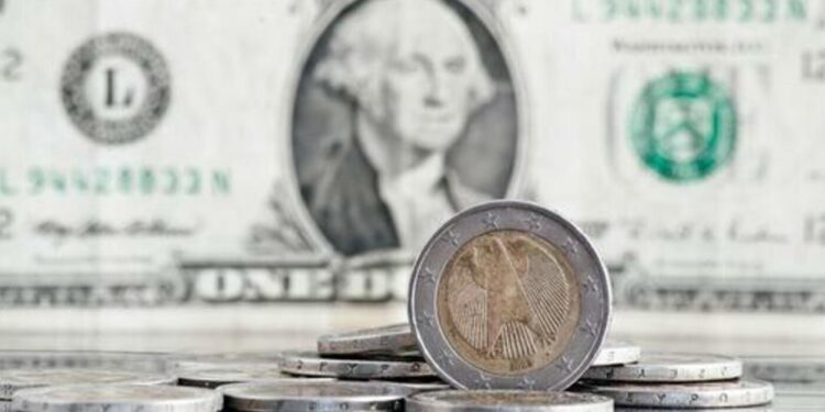 dolar-fecha-ultimo-pregao-em-queda-de-0,12%,-cotado-a-r$-6,10.