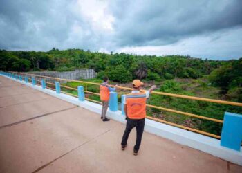 agentes-da-defesa-civil-realizam-monitoramento-na-barragem-joanes-i