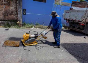 prefeitura-de-lauro-de-freitas-intensifica-operacao-tapa-buraco