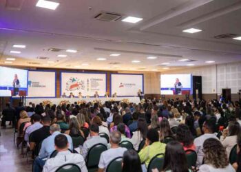 prefeitura-de-lauro-de-freitas-marca-presenca-em-encontro-do-cosems-bahia