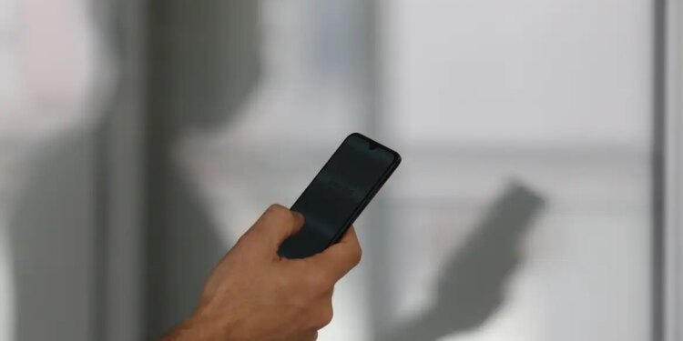 projeto-simplifica-cancelamento-de-servicos-de-internet-e-telefonia