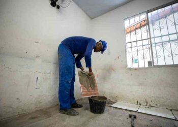 prefeitura-realiza-servicos-de-manutencao-nas-escolas