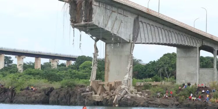 queda-da-ponte-juscelino-kubitschek-de-oliveira:-travessia-gratuita-vale-por-30-dias