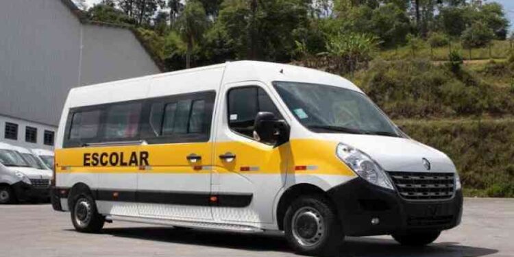 vistoria-do-transporte-escolar-comeca-nesta-segunda-feira-(3/2)