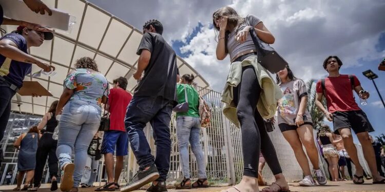 Saiu o resultado do Enem 2024! Confira suas notas e corra atrás do seu futuro