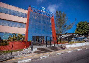 Prefeitura de Lauro de Freitas inicia pagamento da folha de Dezembro não quitado pela gestão anterior