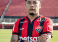 Vitória libera volante para procurar novo clube