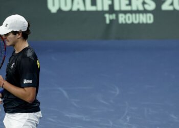 tenis:-brasil-perde-dois-primeiros-jogos-contra-a-franca-na-copa-davis