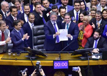 hugo-motta-e-eleito-presidente-da-camara-dos-deputados