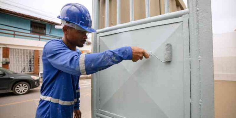 prefeitura-intensifica-servicos-de-manutencao-nas-escolas-da-rede-municipal