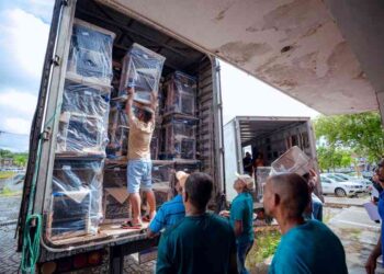 prefeitura-adquire-3-mil-itens-mobiliarios-e-inicia-distribuicao-para-as-escolas-municipais
