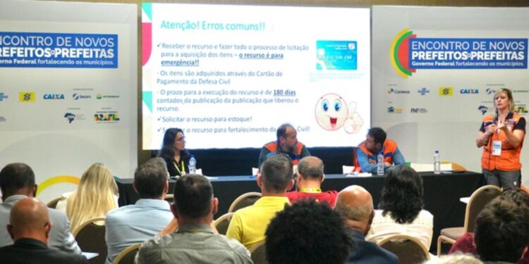 defesa-civil-nacional-orienta-novos-prefeitos-sobre-solicitacao-de-recursos-para-desastres