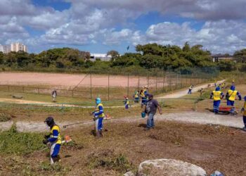 prefeitura-realiza-mutirao-de-limpeza-em-equipamentos-publicos-nesta-sexta-feira-(14)