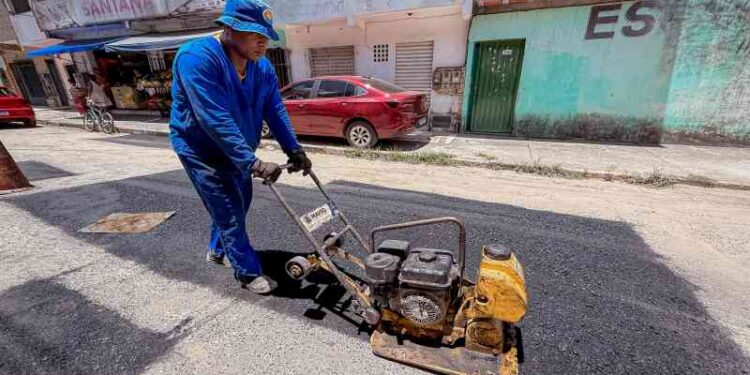 prefeitura-da-continuidade-a-operacao-buraco-zero